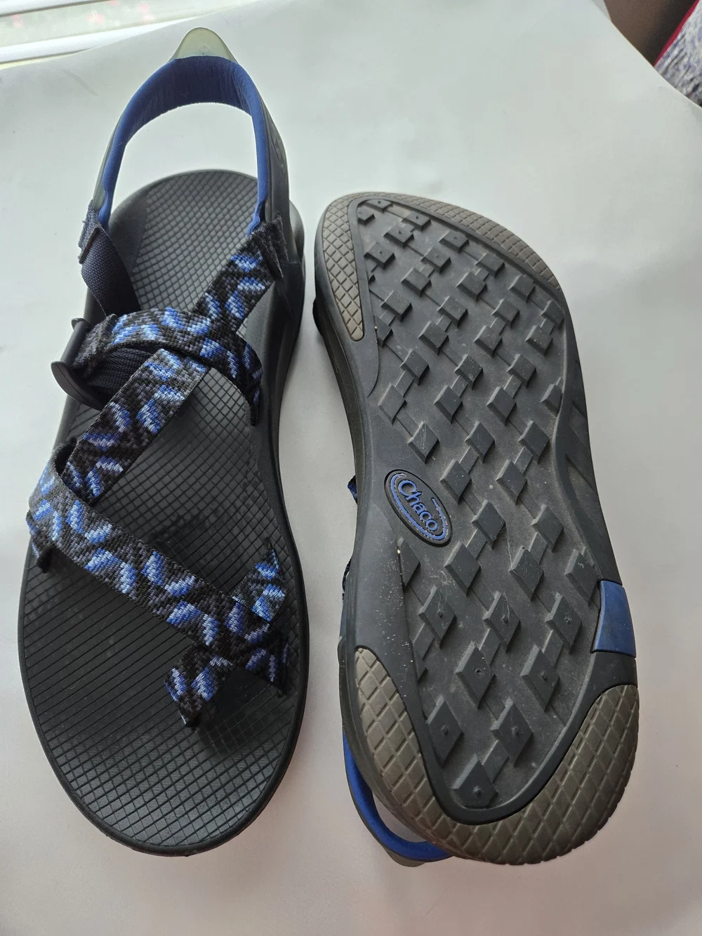 Chaco Z/Cloud Sport Sandals Men Size 14 Chaco Men's Navy Patterned Strap Sandals